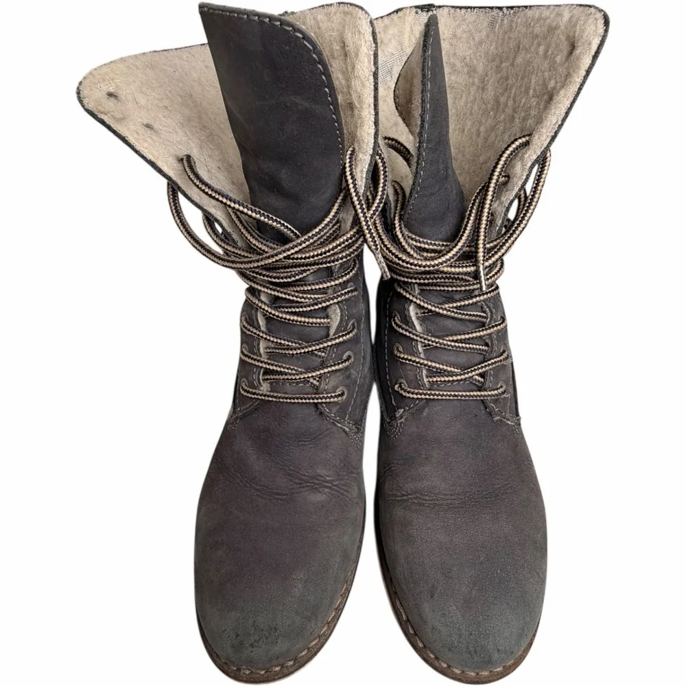 Women's EU 41 Navy Blue Nubuck Leather Lace Up Boots Lug‎ Sole Lined Winter Cozy